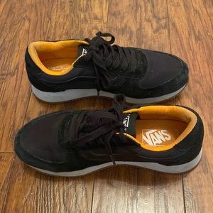 Vans street kicks